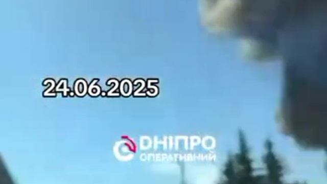 ‼️🇷🇺🇺🇦 Удар по логистике ВСУ: мощнейший удар нанесен по тепловозоремонтному заводу в Днепропетро