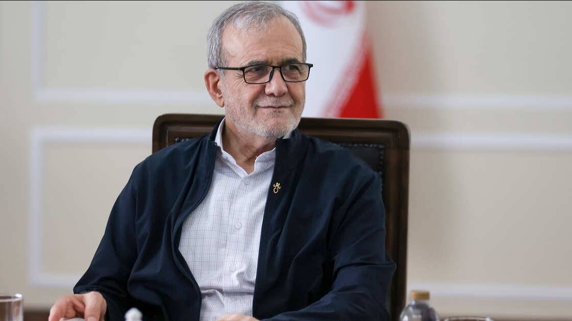 Глава Ирана выразил сожаление эмиру Катара из-за атаки на базу США в эмирате