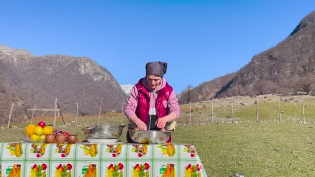 Приготовление карпа на костре в горах Азербайджанская Кухня Деревенская Кухня  Рецепты