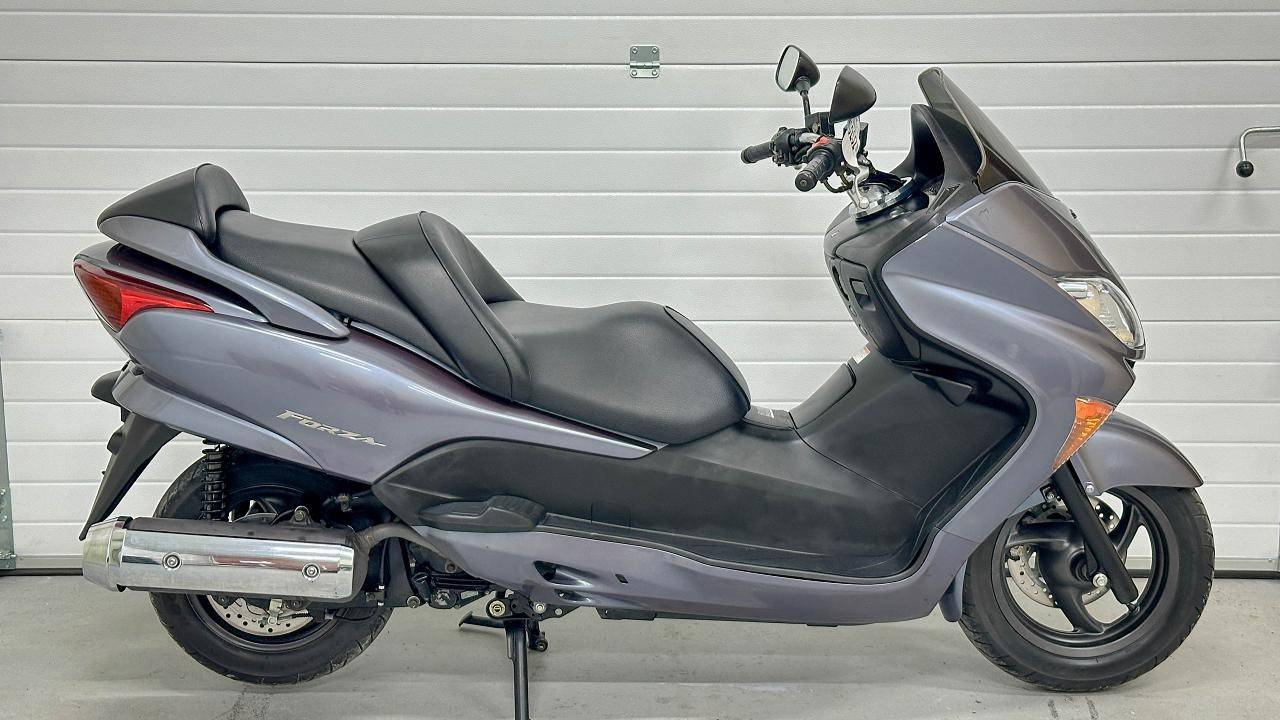 Honda FORZA X - MF08-1004356