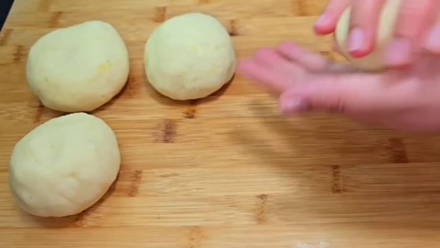БЕРУ ОБЫЧНЫЙ ФАРШ И ЛАВАШ, а ПОЛУЧАЕТСЯ ТАКАЯ ВКУСНЯТИНА. ОЧЕНЬ ВКУСНЫЙ ОБЕД ИЛИ УЖИН!