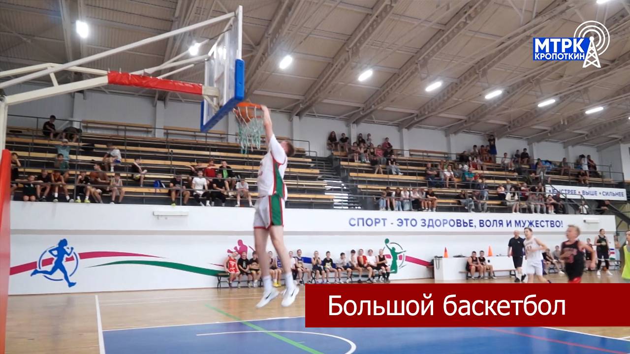 В спортивной школе «Смена» прошла открытая тренировка с мастером спорта Кириллом Темировым.