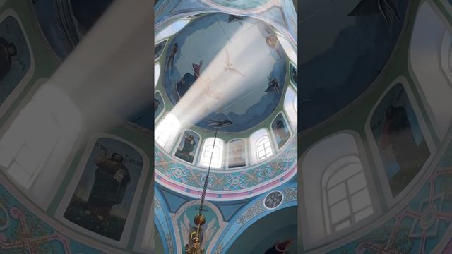 🌿🕊 «И свет во тьме светит, и тьма не объяла его»
Ин. 1:5)