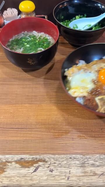 BWG46XceblE - サラリーマンの胃袋を支える名店！博多駅前にある「やぐら」#福岡グルメ #japanesefood #japantravel