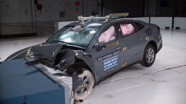 Краш-тест Hyundai Sonata 2025