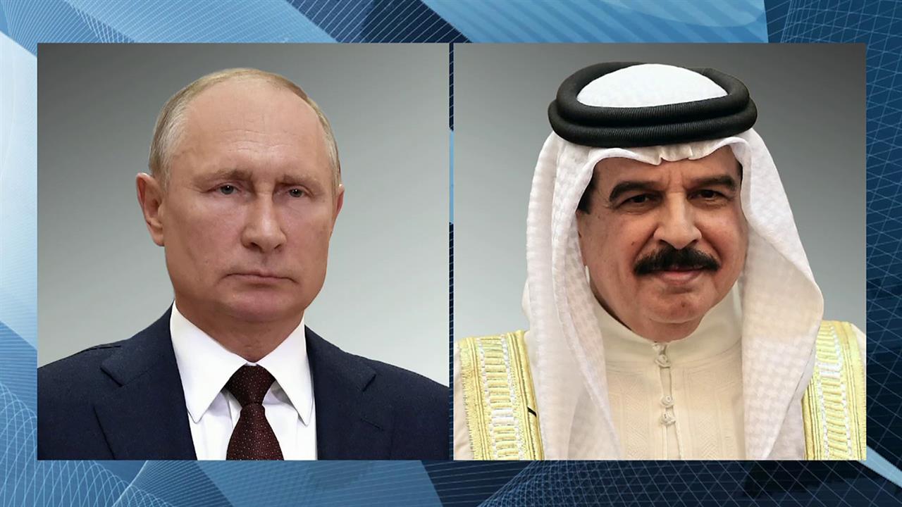 Владимир Путин поговорил по телефону с королем Бахрейна