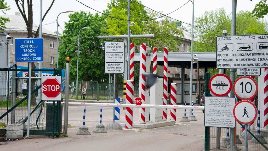 В России проведут эксперимент по регистрации мигрантов без виз на границе