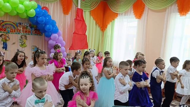 выпускной Вадима из детского сада .mp4