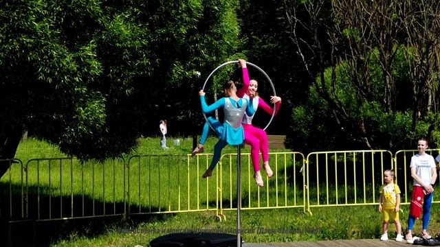 14.06.2025 г. Фестиваль "Вики-фест" в парке Строителей. Дуэт на кольце.