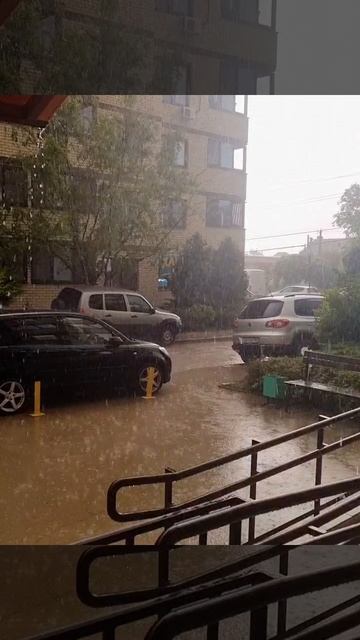 Новознаменский в дождь