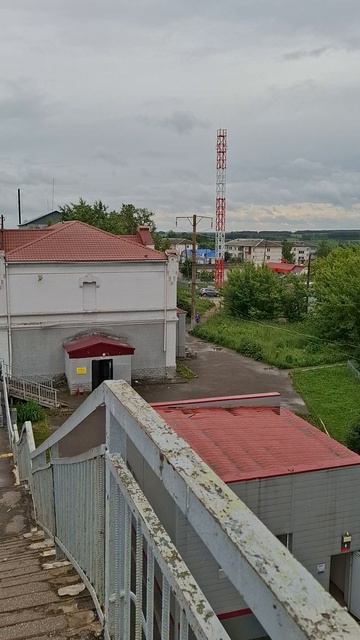 На пути домой, остановился поезд и мы дышим🥰😁