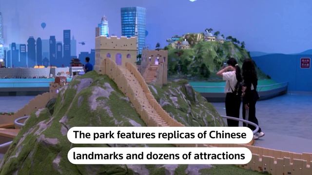 Шанхай открыл крупнейший Legoland в мире! 85 млн деталей, копии районов города.