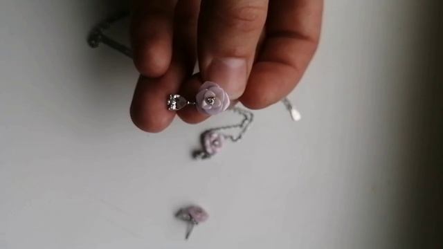 Серьги Teosa в форме камелий керамика серебро