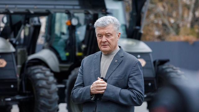 На Украине возник скандал из-за Порошенко и миллиона долларов