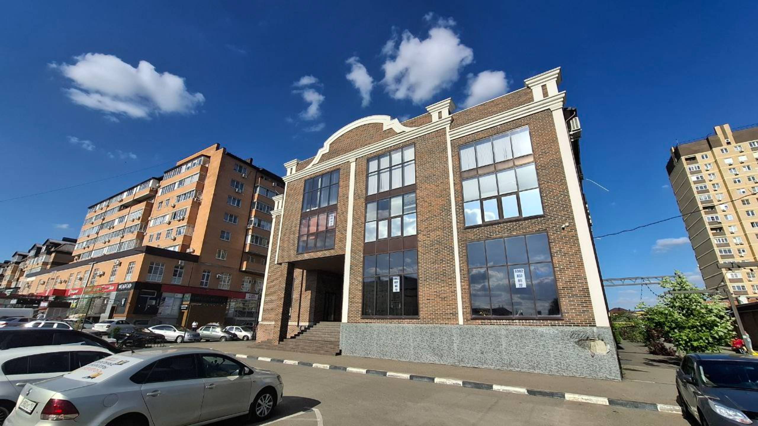 Московская 120 2 этаж 500 кв м