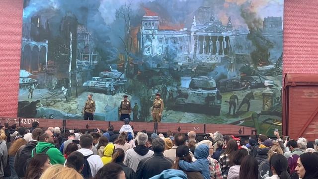 На Красной площади исполнили легендарную песню «Последний бой» 21.06.2025