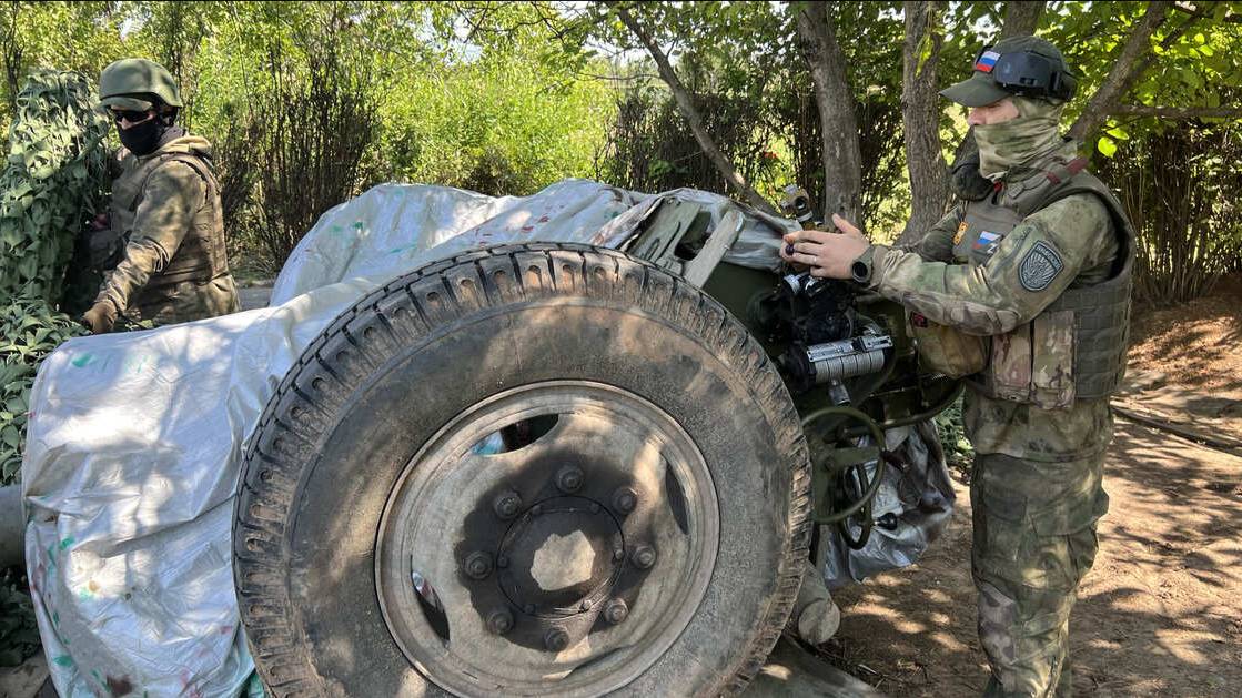Российские артиллеристы уничтожили полевой склад боеприпасов ВСУ
