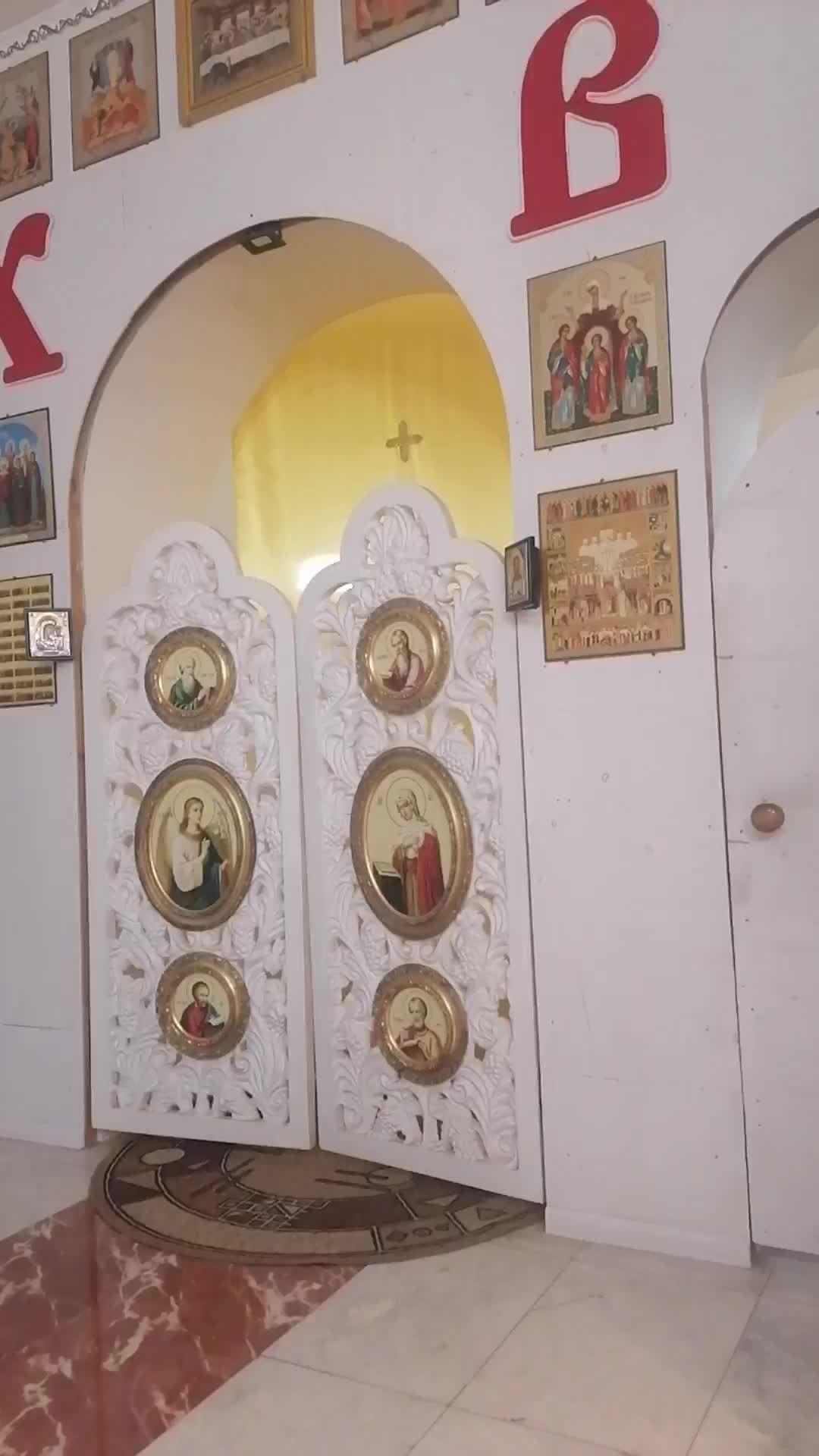 Дорогие братья и сестры! Божественная служба храм Святой Троицы