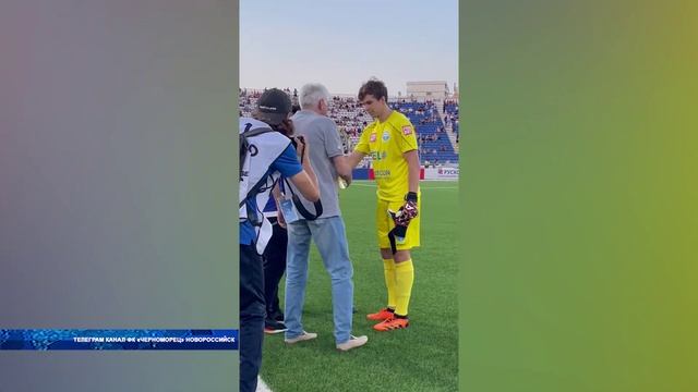 В «Факел» перешёл вратарь, ставший лучшим в первой лиге по количеству «спасений»