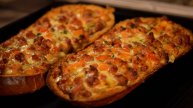 Супербыстрая пицца из батона – вкусно, как в Италии, а готовится за 15 минут