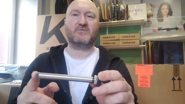Инвалидная коляска. Быстросъёмные оси.