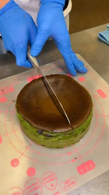 B6P3P9mPw9U - さくらと抹茶のバスクチーズケーキ！濃厚でやみつきになる食感！荒戸にある「FUK COFFEE」#福岡グルメ #japanesefood #japantravel