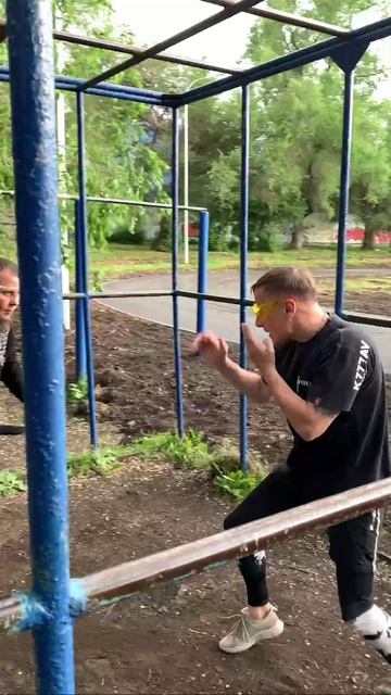 🔪Нож и голые руки. Потестили не спеша.