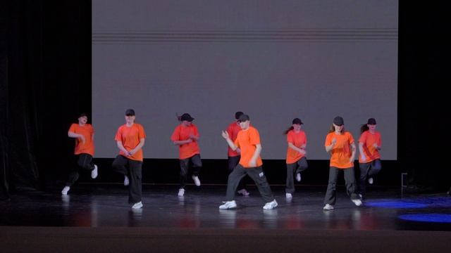 LIFE IS DANCE  Shuffle(Шаффл) (18+)“В ритме солнца”
(SwedishHouseMafia&the Weekend-Moth to a flame)