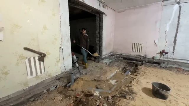 Переделываем старый деревенский дом. Делаем канализацию своими руками. Что из этого выйдет