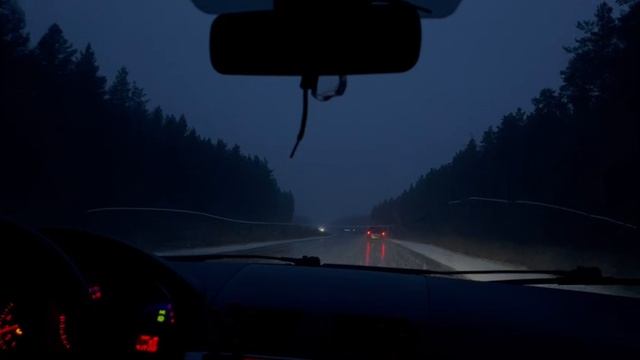 Катаем по трассе на авто
