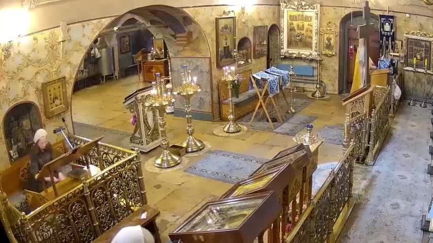 Молебен с акафистом Порт-Артурской иконе Божией Матери. Храм Успения в Путинках.