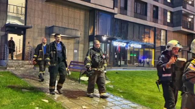 😡Атака на Москву,‼️🇷🇺🏴☠ При атаке врага в Красногорске загорелась квартира на 17-м этаже,