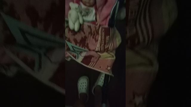 идем с прогулки домой//🍓завтра выйдем ещё?