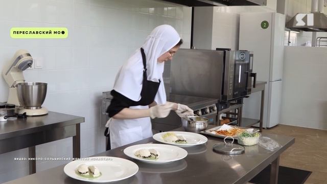 Эксперты высоко оценили кулинарное мастерство выпускниц Первого православного колледжа