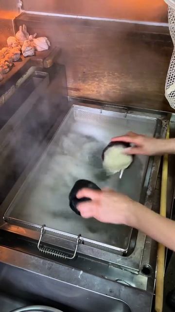 BrRy68ZL7o8 - やかんで出てくる珍しいうどん！【博多あかちょこべ】#福岡グルメ #japanesefood #shorts