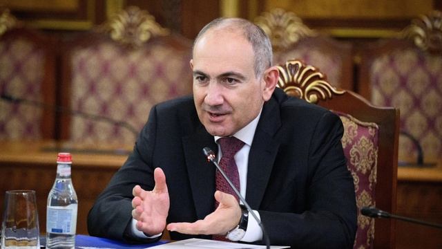 Пашинян готов показать главе Армянской апостольской церкви свой пенис