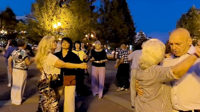 Не ставь на паузу любовь... 01.06.25...