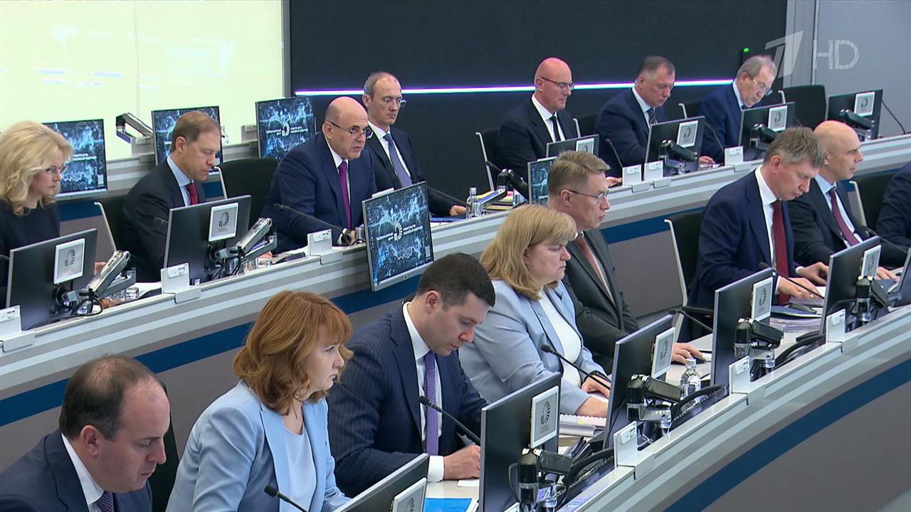 Михаил Мишустин провел стратегическую сессию правительства о будущем российской науки