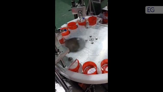 Вкладывание мембран в крышку SL-GZRDPJ