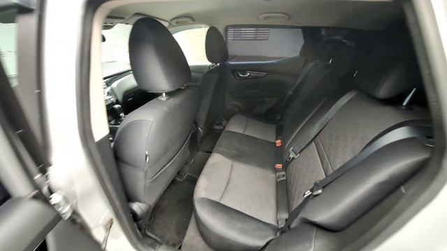 Nissan QASHQAI  1.6d CVT (130 л.с.)