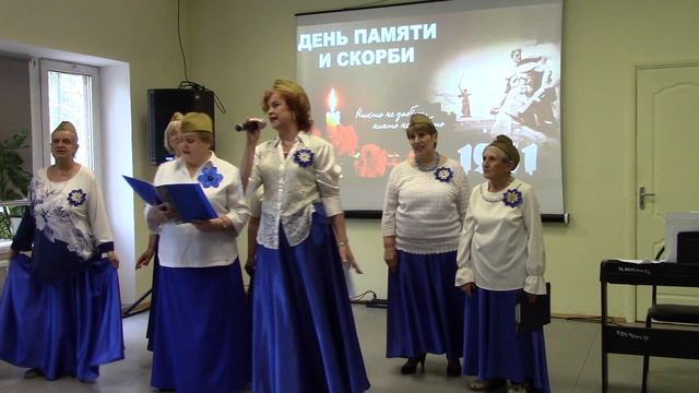 Ах, эти тучи в голубом- Татьяна Горская и вокально-хоровая студия " Кантилена"