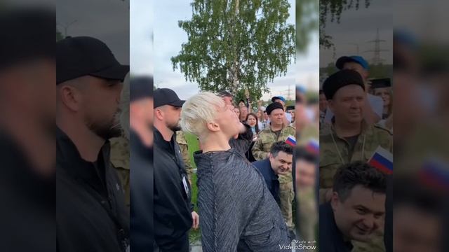 Из соцсетей... с благодарностью поклонникам...