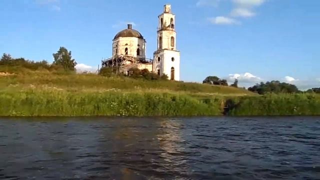 Через д.Бабье на лодке