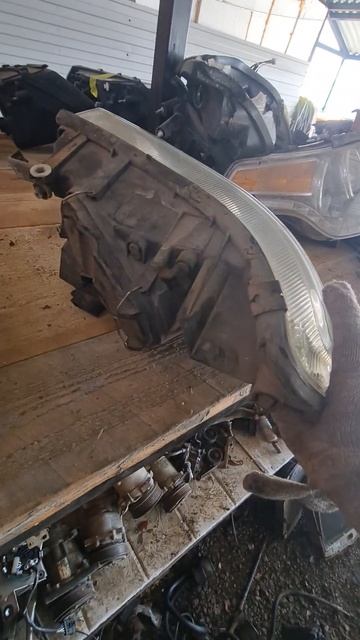 Авторазборка уаз передняя правая фара стекло #авторазборка #уазик #автозапчасти #уазпатриот #уаз