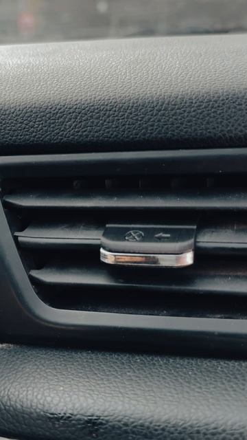 Kia Rio 3 ручка воздуховода