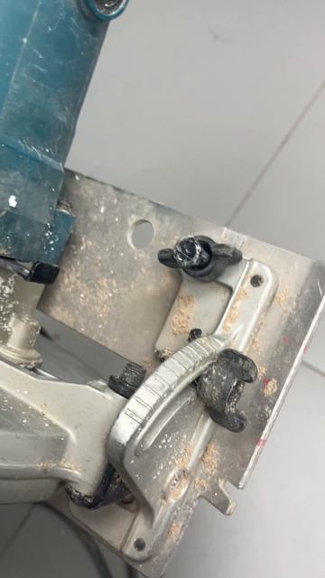 Обзор на циркулярную пилу Makita