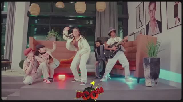 Commodores ~ Too Hot Ta Trot