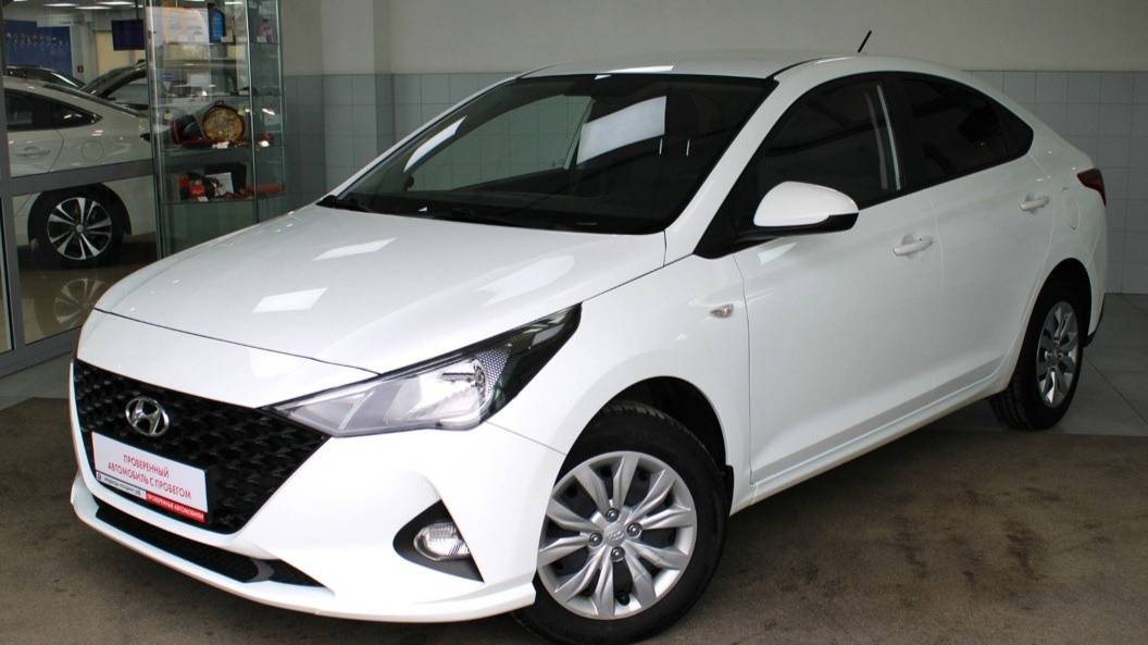 Автомобили с пробегом Медведь Холдинг Hyundai Solaris