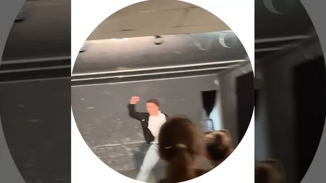 Гага😁
