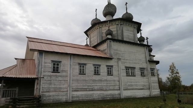 Наши маленькие путешествия 2024) Сентябрь. Каргополь. Село Лядины. Богоявленская церковь.